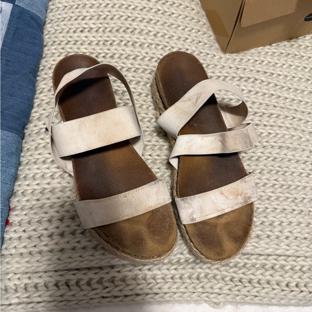 Women's Cream Sandals